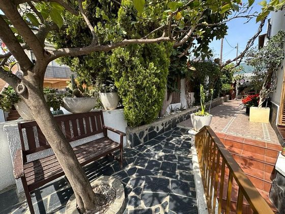 Foto 2 de Casa adossada en venda a Riera Alta - Llatí de 4 habitacions amb terrassa i jardí