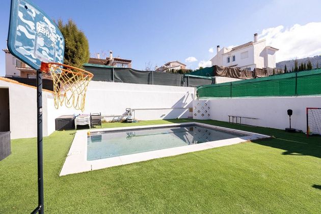 Foto 2 de Xalet en venda a Dílar de 5 habitacions amb terrassa i piscina