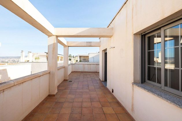 Foto 1 de Casa en venda a calle La Cañada de 5 habitacions amb terrassa i garatge