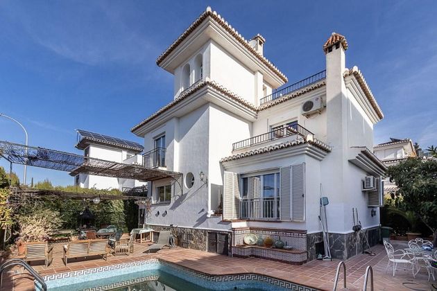 Foto 2 de Venta de chalet en Cervantes de 5 habitaciones con terraza y piscina