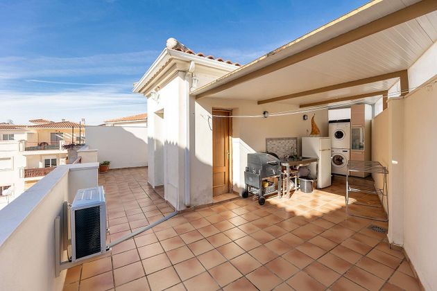 Foto 1 de Venta de casa en Gójar de 3 habitaciones con terraza y piscina