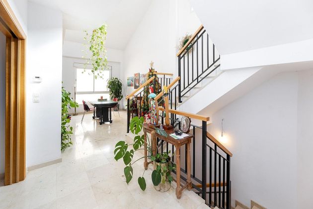 Foto 1 de Casa en venda a Ogíjares de 4 habitacions amb garatge i jardí