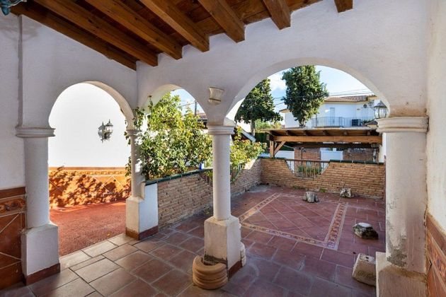 Foto 2 de Casa adosada en venta en Albolote de 6 habitaciones con terraza y piscina