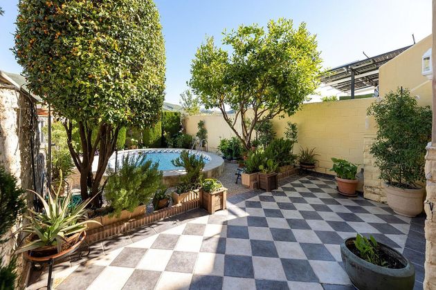 Foto 2 de Casa adossada en venda a calle María Pinet de 3 habitacions amb terrassa i piscina