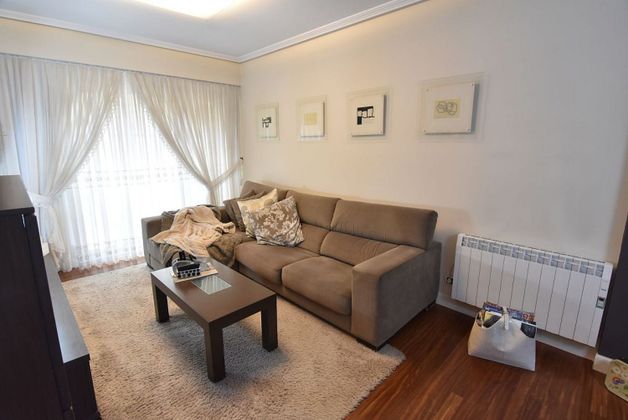 Foto 1 de Pis en venda a Eibar de 3 habitacions amb garatge i balcó