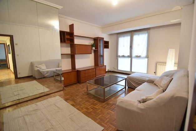 Foto 1 de Venta de piso en Eibar de 2 habitaciones con calefacción y ascensor