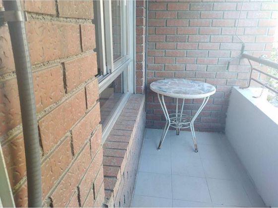 Foto 1 de Piso en venta en Alcalde Felipe Mallol de 3 habitaciones con balcón