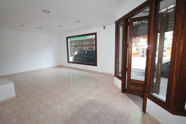 Foto 2 de Alquiler de local en Santoña de 70 m²