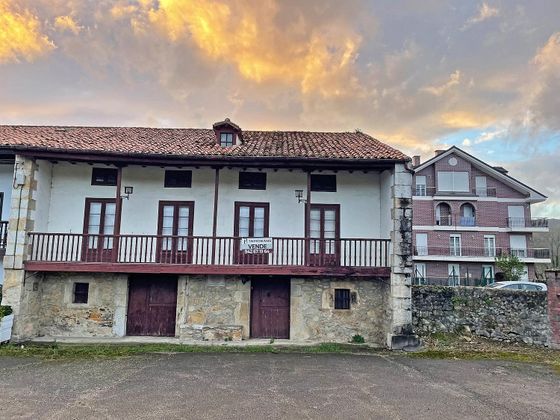 Foto 1 de Venta de chalet en Solórzano de 6 habitaciones con terraza y garaje