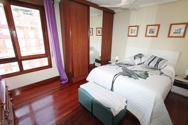 Foto 1 de Alquiler de piso en Santoña de 1 habitación con muebles y calefacción