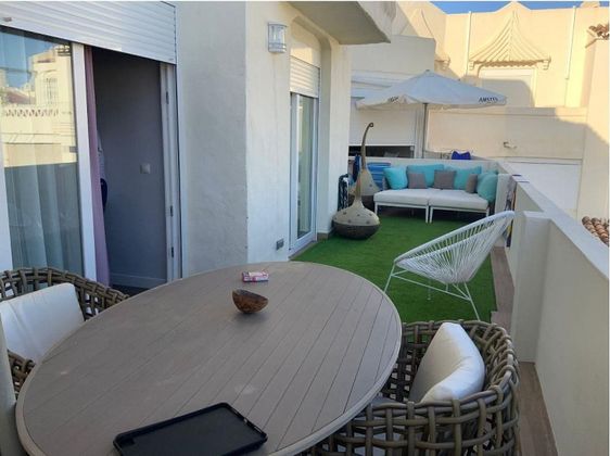 Foto 1 de Pis en venda a Puerto Marina de 2 habitacions amb terrassa i aire acondicionat