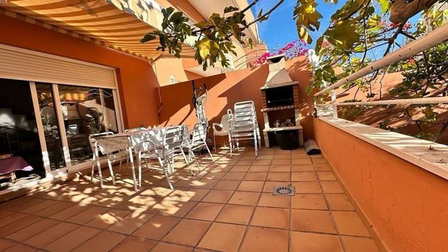 Foto 1 de Dúplex en venda a El Pinillo de 2 habitacions amb terrassa i piscina
