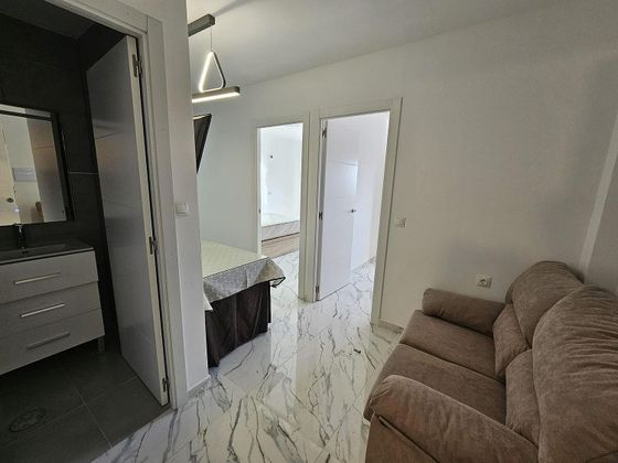 Foto 2 de Pis en lloguer a Puerto de la Torre - Atabal de 2 habitacions amb terrassa i mobles