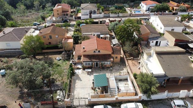 Foto 1 de Casa en venda a calle Gessami de 2 habitacions amb terrassa i piscina