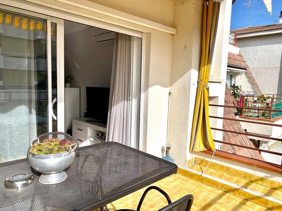 Foto 2 de Piso en venta en Calafell Poble de 2 habitaciones con terraza y piscina