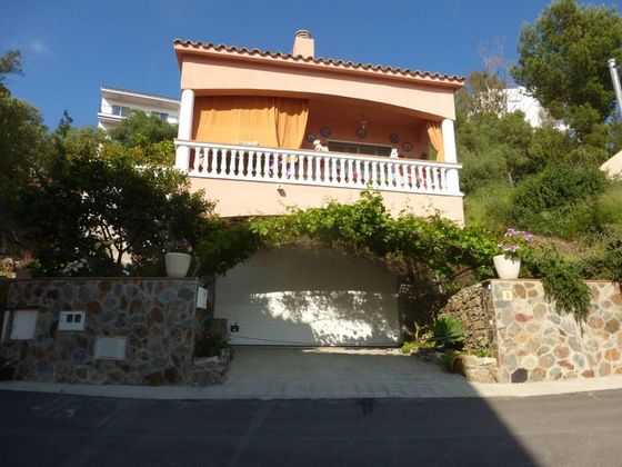 Foto 1 de Casa en venta en Llançà de 3 habitaciones con terraza y garaje