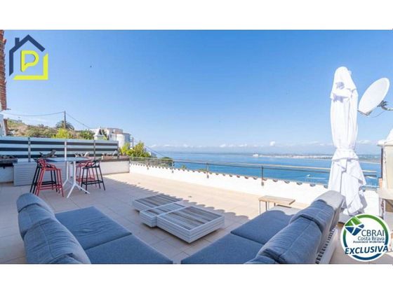 Foto 1 de Pis en venda a Port Esportiu - Puig Rom - Canyelles de 3 habitacions amb terrassa i piscina