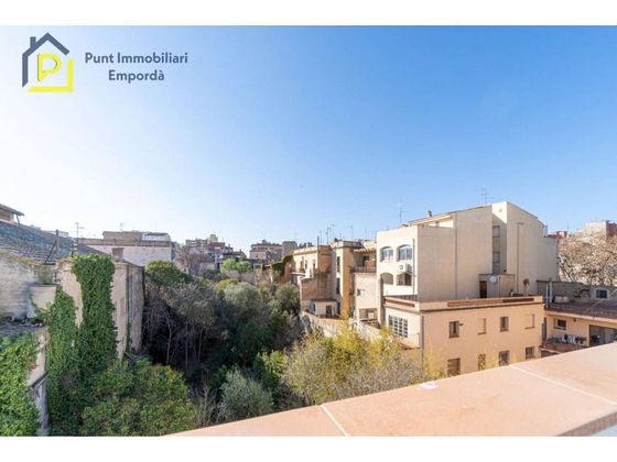 Foto 2 de Pis en venda a Centre - Figueres de 3 habitacions amb terrassa i balcó