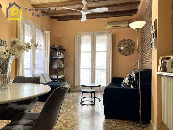 Foto 1 de Pis en venda a Centre - Figueres de 3 habitacions amb aire acondicionat i calefacció