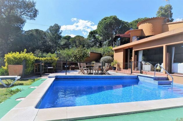 Foto 2 de Xalet en venda a Sant Joan-Vilarromà de 5 habitacions amb terrassa i piscina