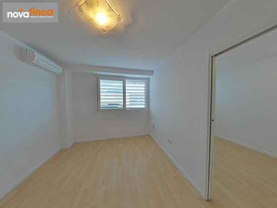 Foto 1 de Venta de piso en Avinguda Catalunya de 1 habitación con aire acondicionado y calefacción