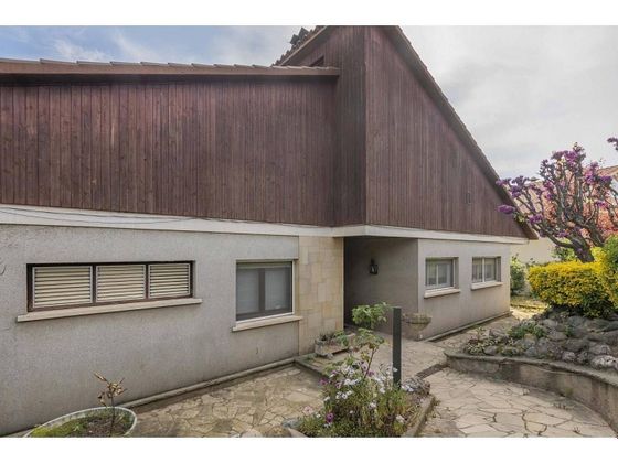 Foto 1 de Casa en venda a Abrera de 7 habitacions amb terrassa i garatge