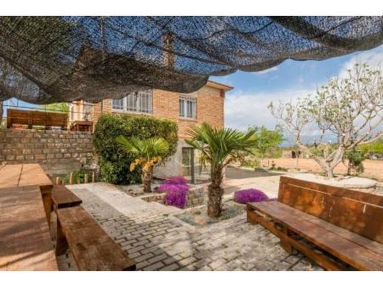 Foto 1 de Casa en venta en Congost - Santa Caterina de 2 habitaciones con terraza y piscina