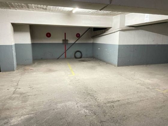Foto 2 de Garaje en venta en Poble Nou de 25 m²