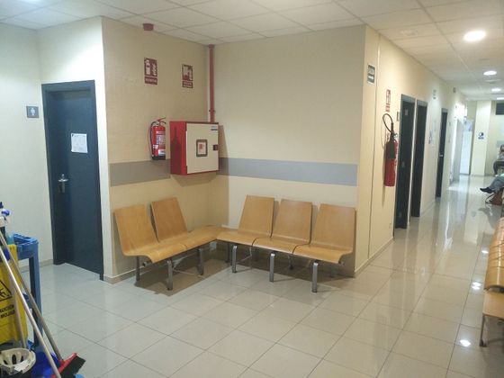 Foto 1 de Oficina en alquiler en Centre - Hospitalet de Llobregat, L´ con ascensor