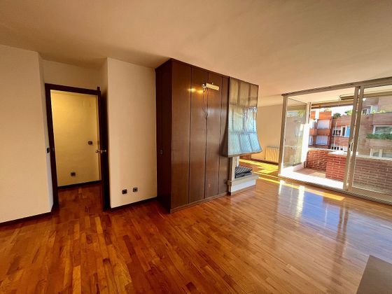 Foto 2 de Alquiler de piso en Sarrià de 4 habitaciones con terraza y calefacción