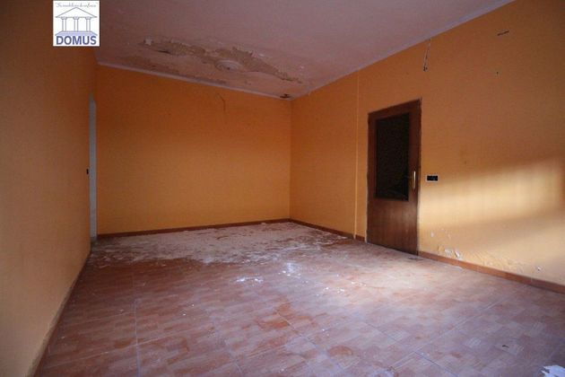 Foto 2 de Chalet en venta en Montijo de 2 habitaciones con terraza