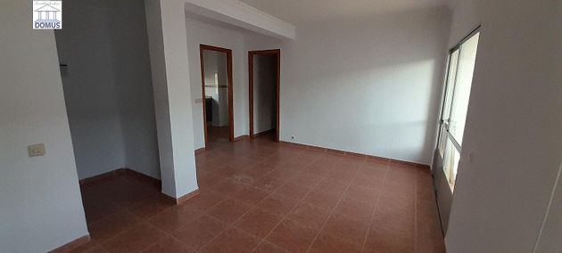 Foto 1 de Piso en venta en Montijo de 3 habitaciones con terraza y balcón