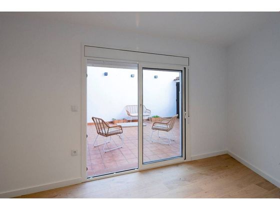 Foto 2 de Pis en venda a calle De la Mina de 3 habitacions amb terrassa i aire acondicionat