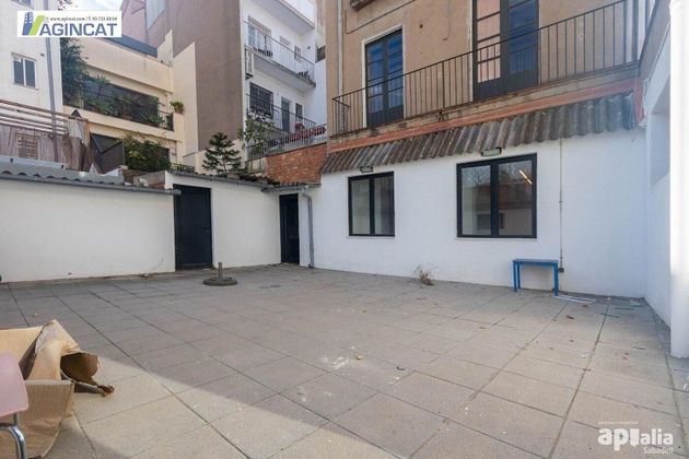 Foto 1 de Pis en venda a Centre - Sabadell de 4 habitacions amb calefacció