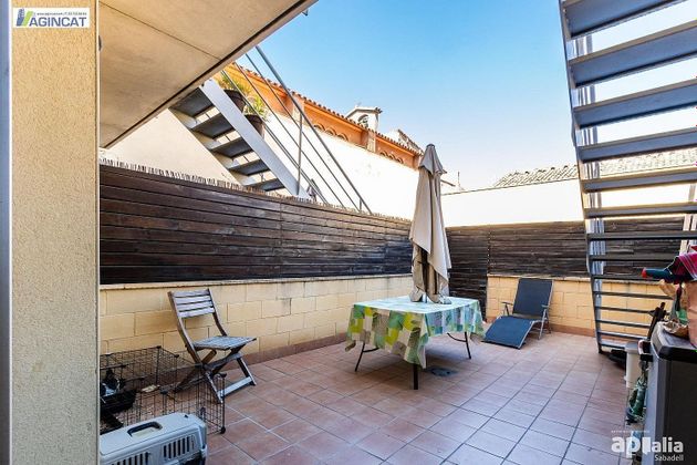 Foto 1 de Dúplex en venda a Gràcia de 3 habitacions amb terrassa i balcó