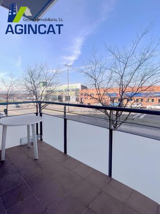 Foto 1 de Pis en venda a calle De Puig i Cadafalch de 3 habitacions amb balcó i aire acondicionat