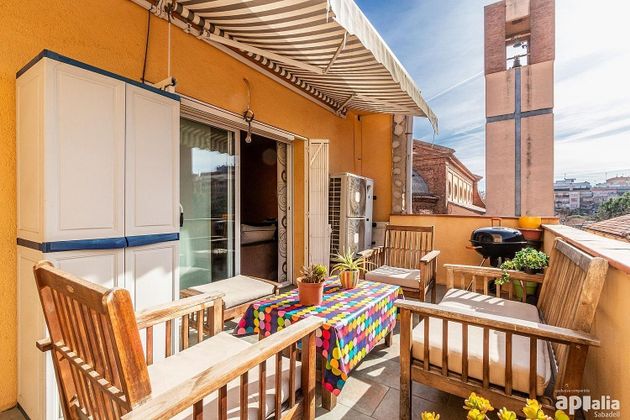 Foto 2 de Pis en venda a calle De la Verge de L'assumpció de 3 habitacions amb terrassa i aire acondicionat