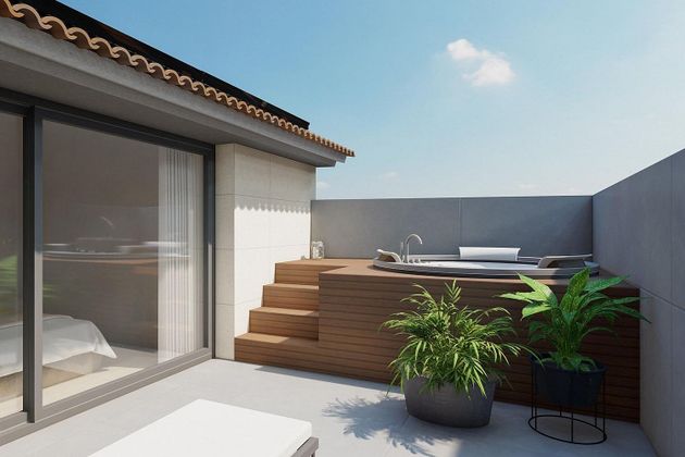 Foto 2 de Ático en venta en calle De Borràs de 4 habitaciones con terraza y piscina