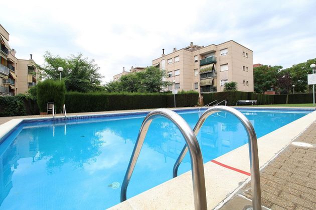 Foto 2 de Pis en venda a Centre - Eixample – Can Llobet – Can Serra de 3 habitacions amb piscina i balcó