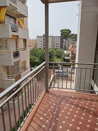 Foto 1 de Pis en venda a Barenys de 3 habitacions amb terrassa i balcó