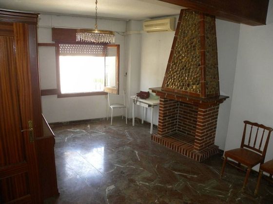 Foto 1 de Casa en venda a Caravaca de la Cruz de 4 habitacions amb terrassa i aire acondicionat