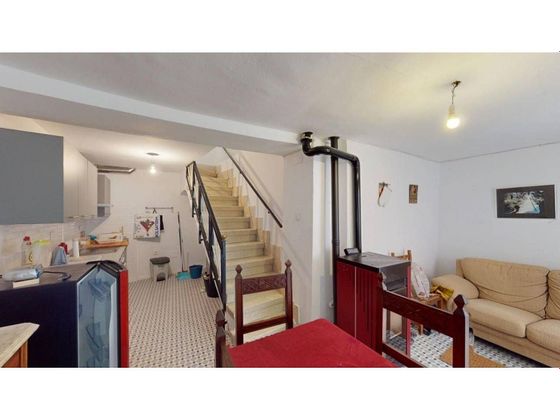 Foto 2 de Casa en venta en calle Baquero de 3 habitaciones con terraza y calefacción