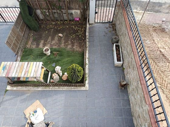 Foto 2 de Casa en venda a Illescas de 4 habitacions amb terrassa i jardí