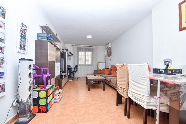 Foto 2 de Pis en venda a Yuncos de 2 habitacions amb garatge i aire acondicionat