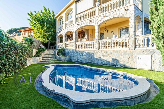 Foto 1 de Chalet en venta en Mas Mora - Sant Daniel de 4 habitaciones con terraza y piscina