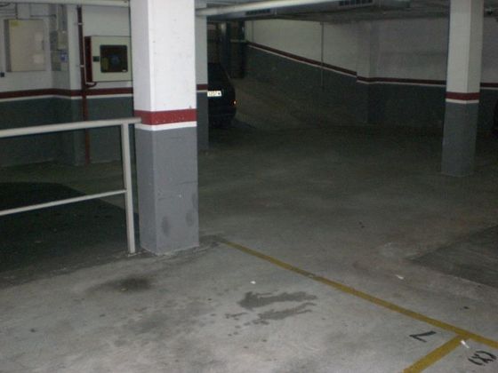 Foto 2 de Garaje en venta en Centre - Santa Coloma de Gramanet de 13 m²