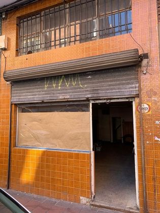 Foto 1 de Venta de local en calle Lope de Rueda de 98 m²