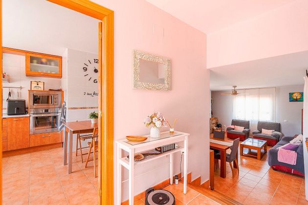 Foto 2 de Xalet en venda a Torrejón del Rey de 3 habitacions amb garatge i jardí