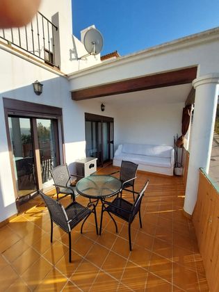 Foto 2 de Casa en venda a calle Cuesta de 3 habitacions amb terrassa i piscina
