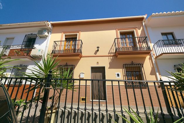 Foto 1 de Casa en venda a calle Arco de 4 habitacions amb terrassa i aire acondicionat